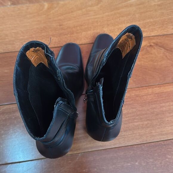 Harley Davidson Women Harness Ring Biker Heel Bootie 84333 Black Leather Sz 7.5 - Picture 8 of 11